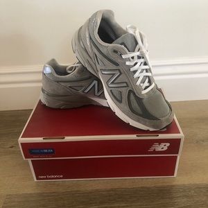 New Balance 990 v4 shoes